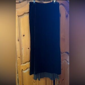 Peruvian Connection Black High-Low Skirt